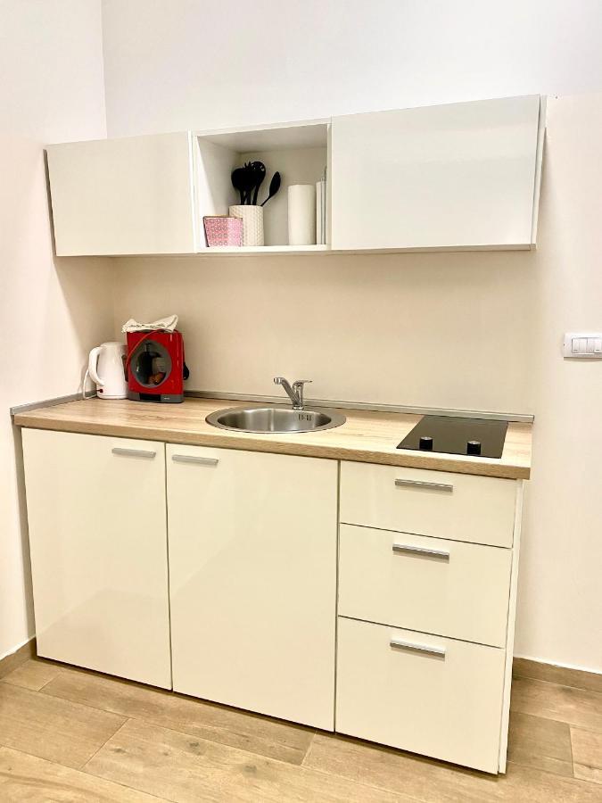 D&A City Center Apartments With Free Parking Pula Bagian luar foto