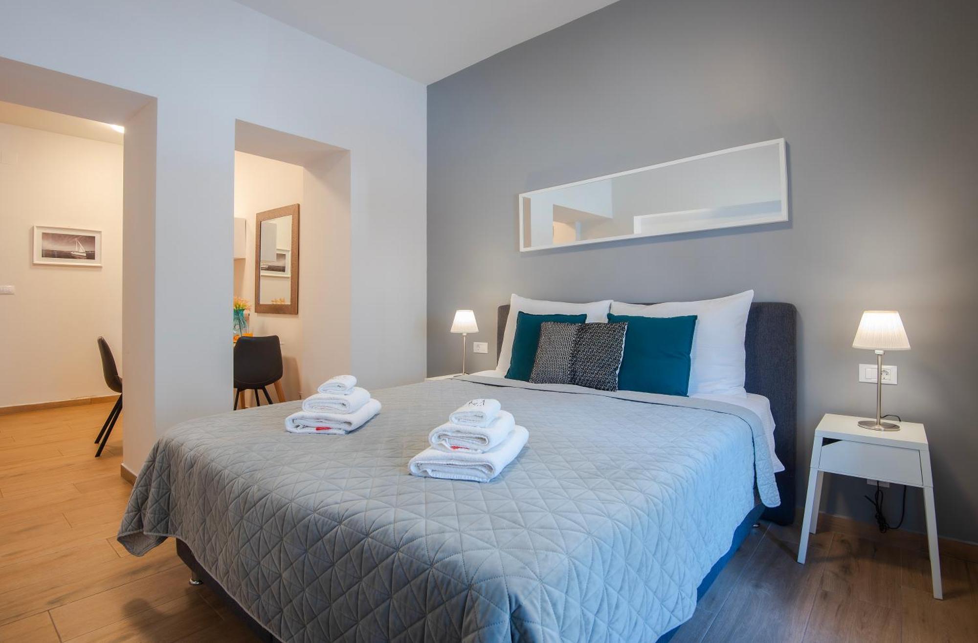 D&A City Center Apartments With Free Parking Pula Bagian luar foto