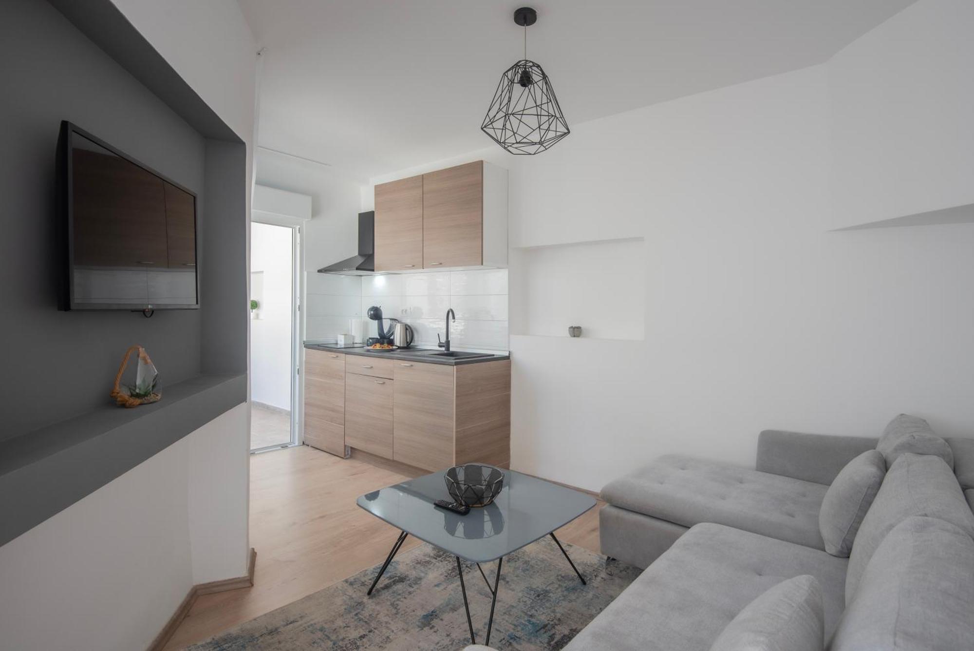 D&A City Center Apartments With Free Parking Pula Bagian luar foto