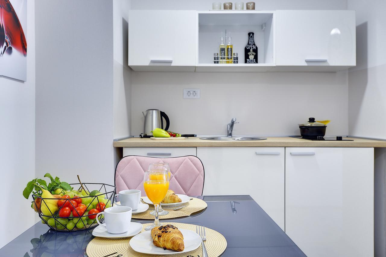 D&A City Center Apartments With Free Parking Pula Bagian luar foto