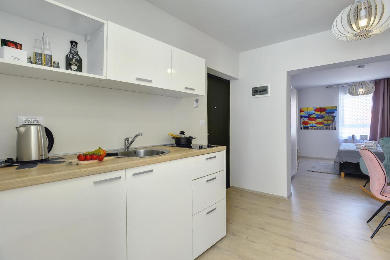 D&A City Center Apartments With Free Parking Pula Bagian luar foto