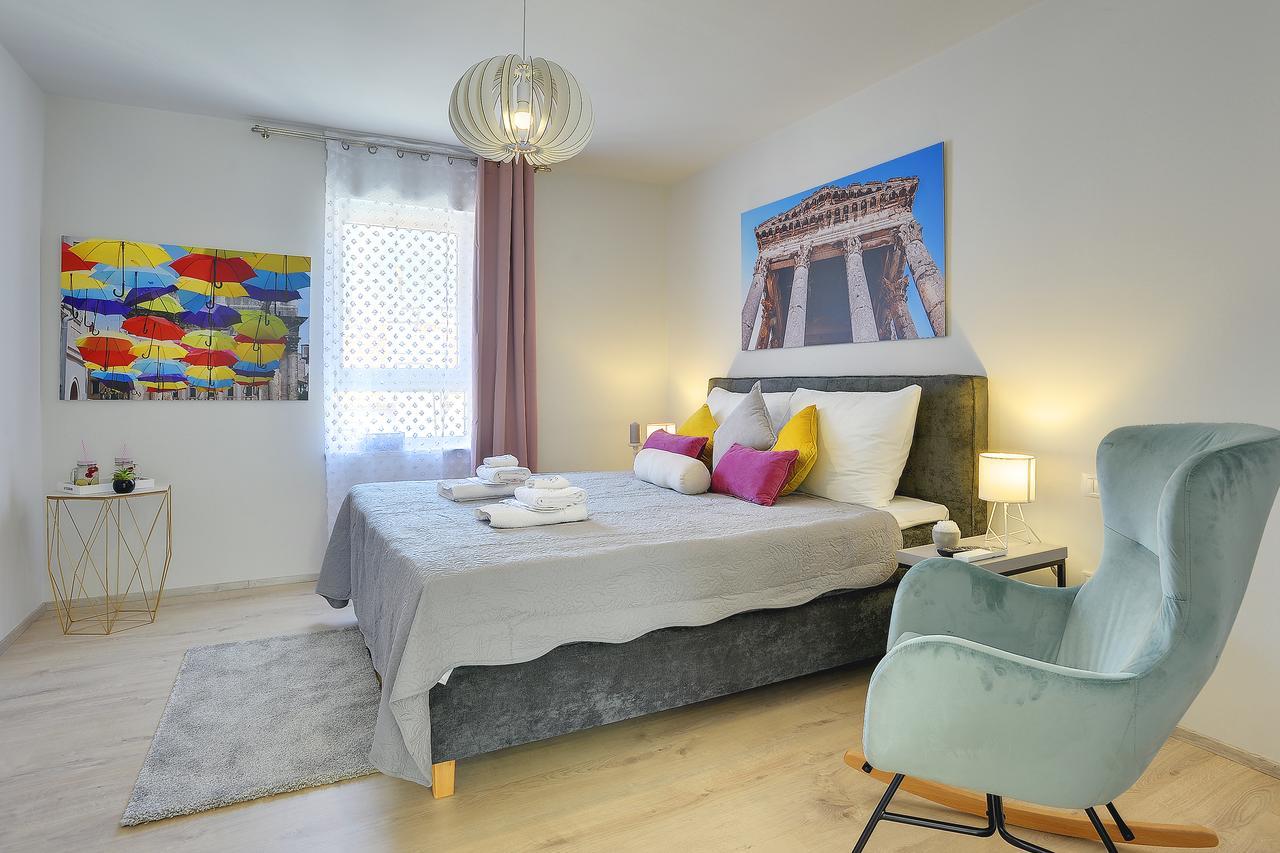 D&A City Center Apartments With Free Parking Pula Bagian luar foto